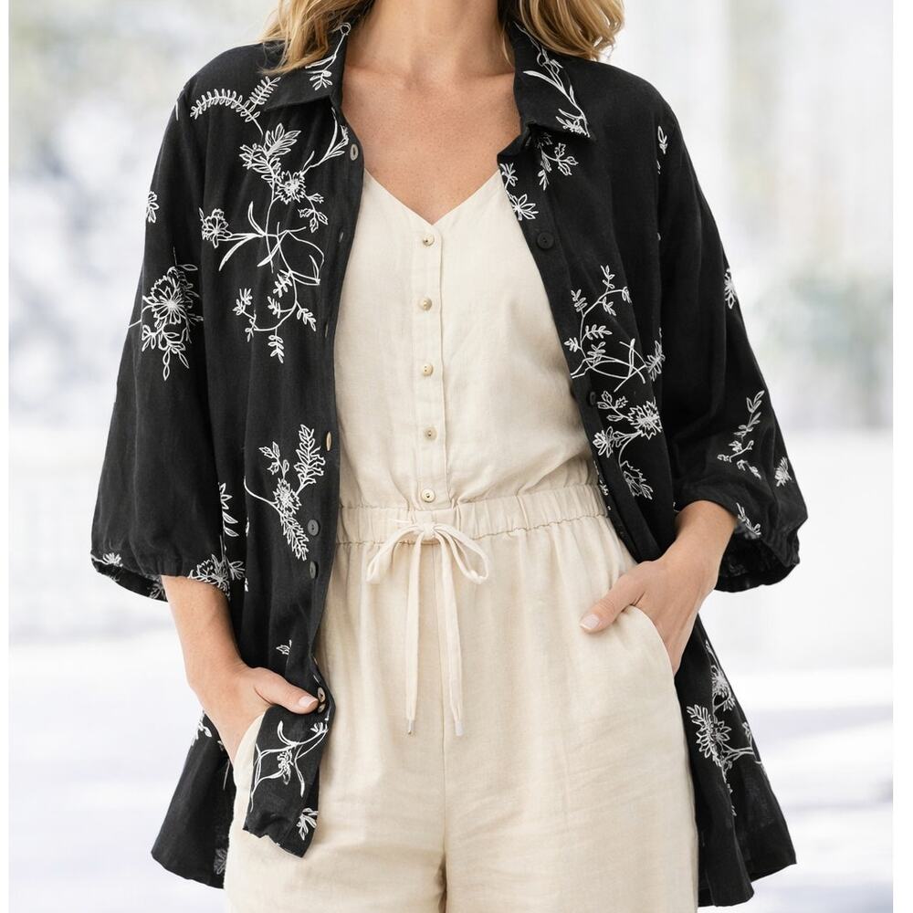 Avenue Embroidered Top Womens Size 18/20 Black Linen Blend Floral Button Shirt